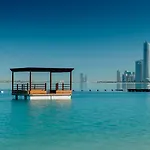 Radisson Blu Hotel & Resort, Abu Dhabi Corniche