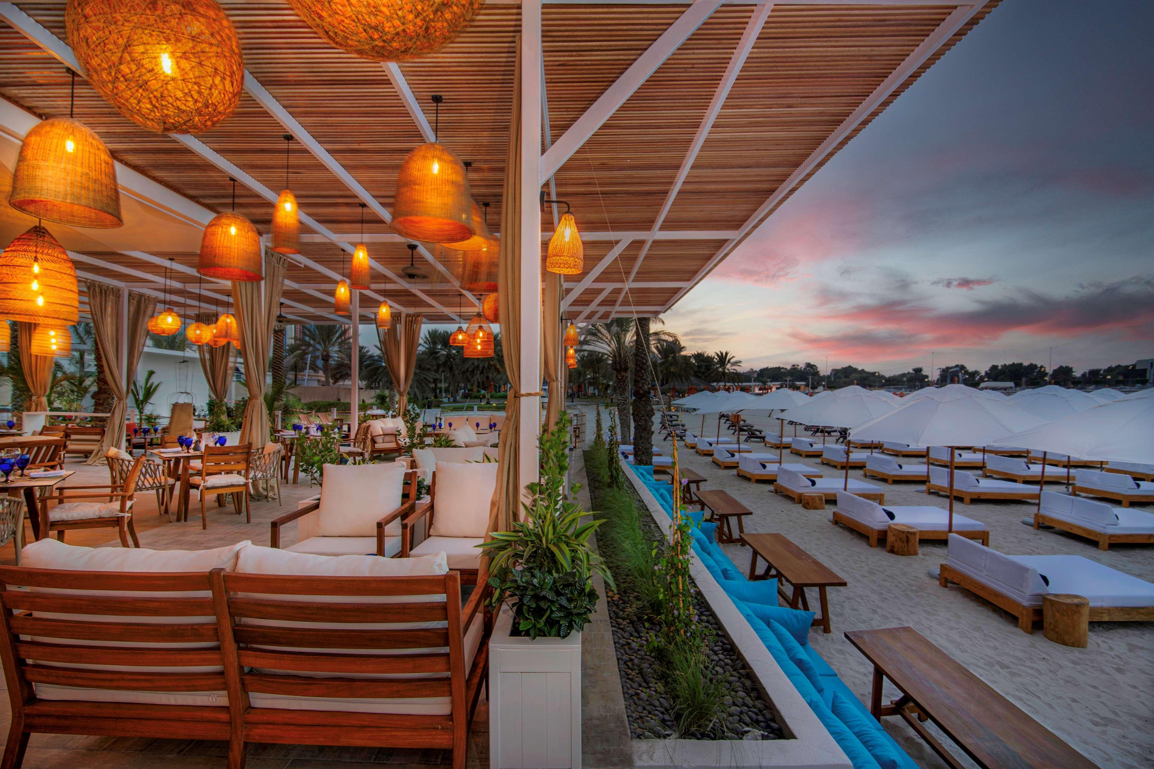 Radisson Blu & Resort, Corniche