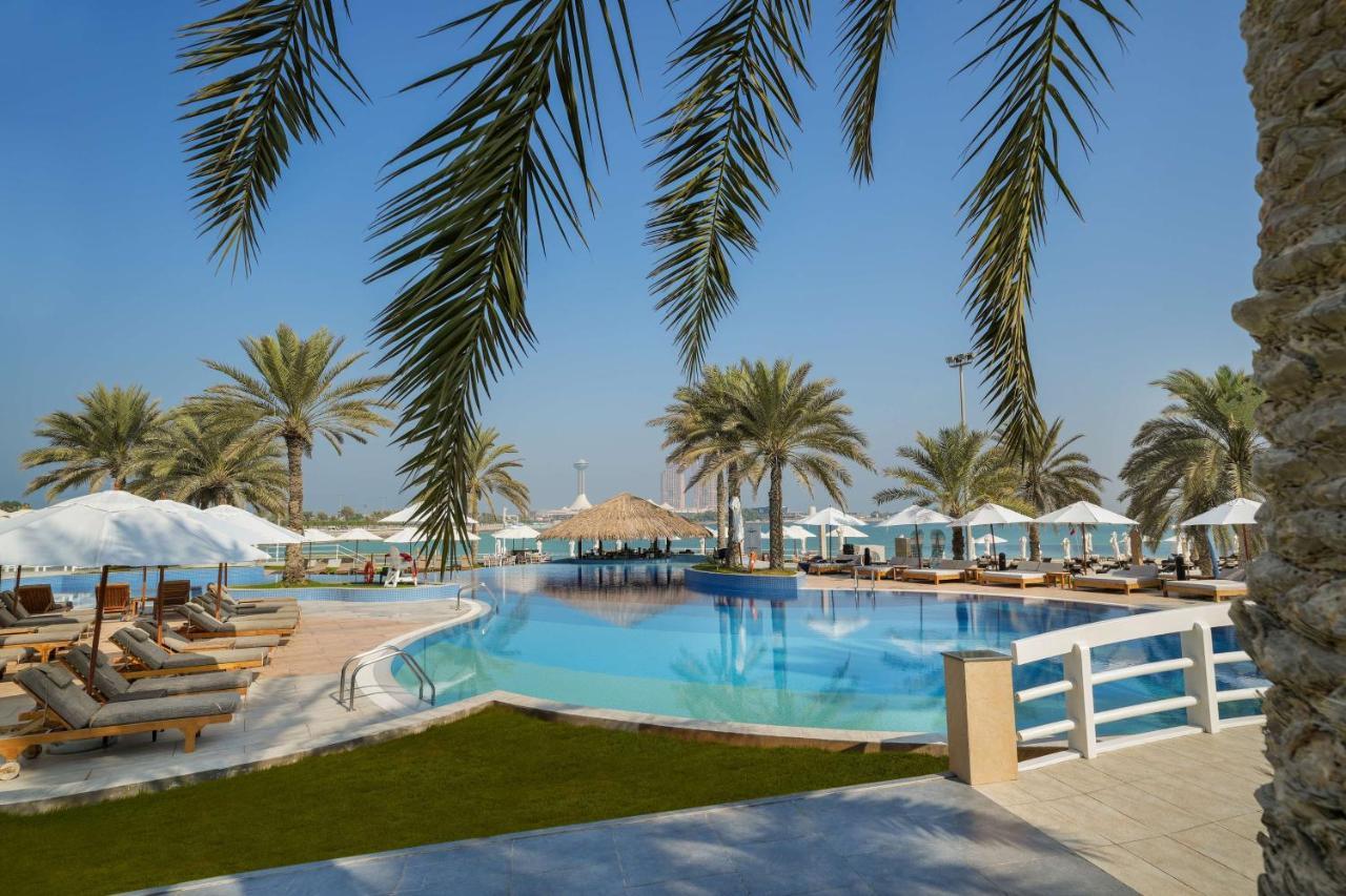 Station touristique Radisson Blu & Resort, Corniche 5*
