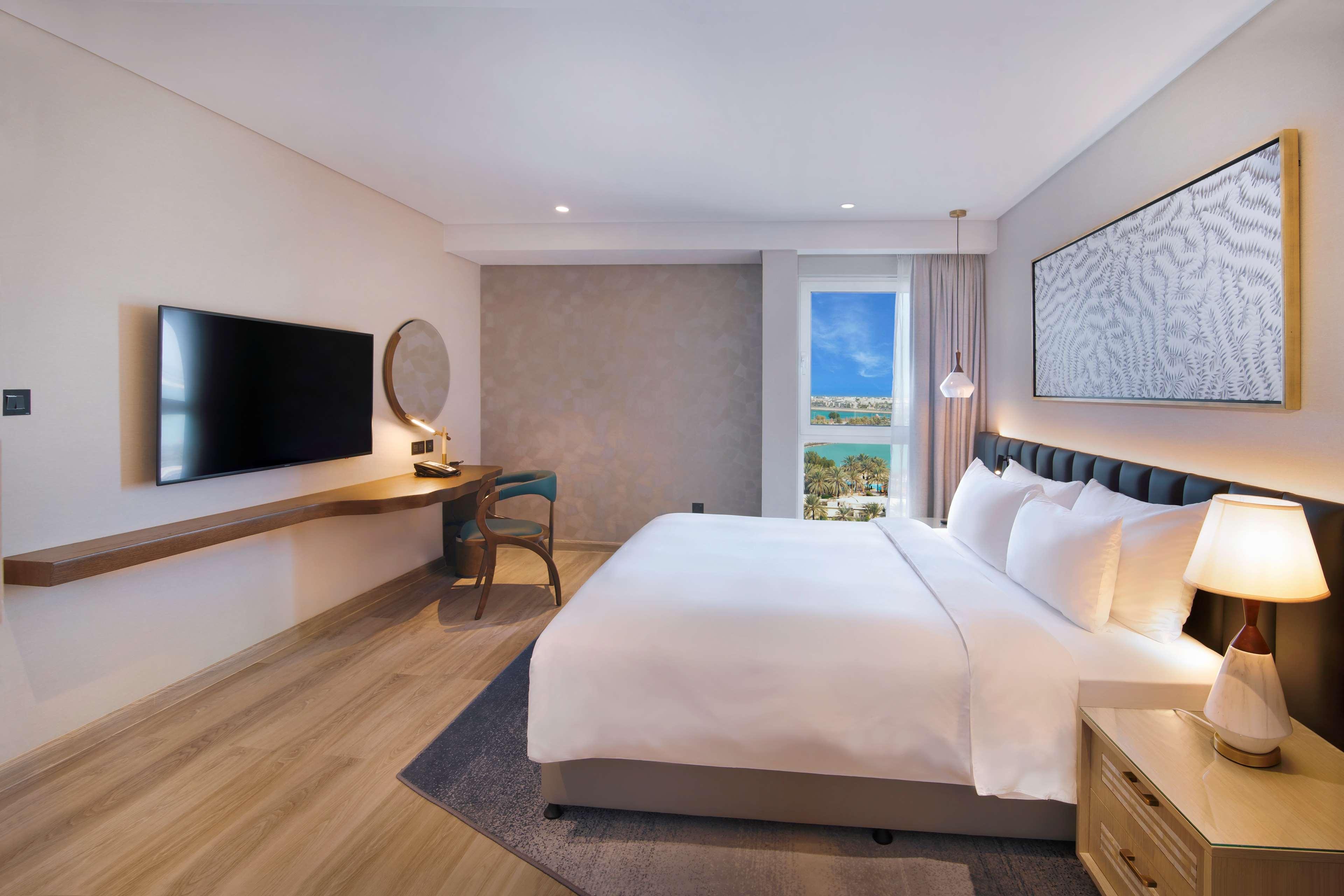 Station touristique Radisson Blu & Resort, Corniche