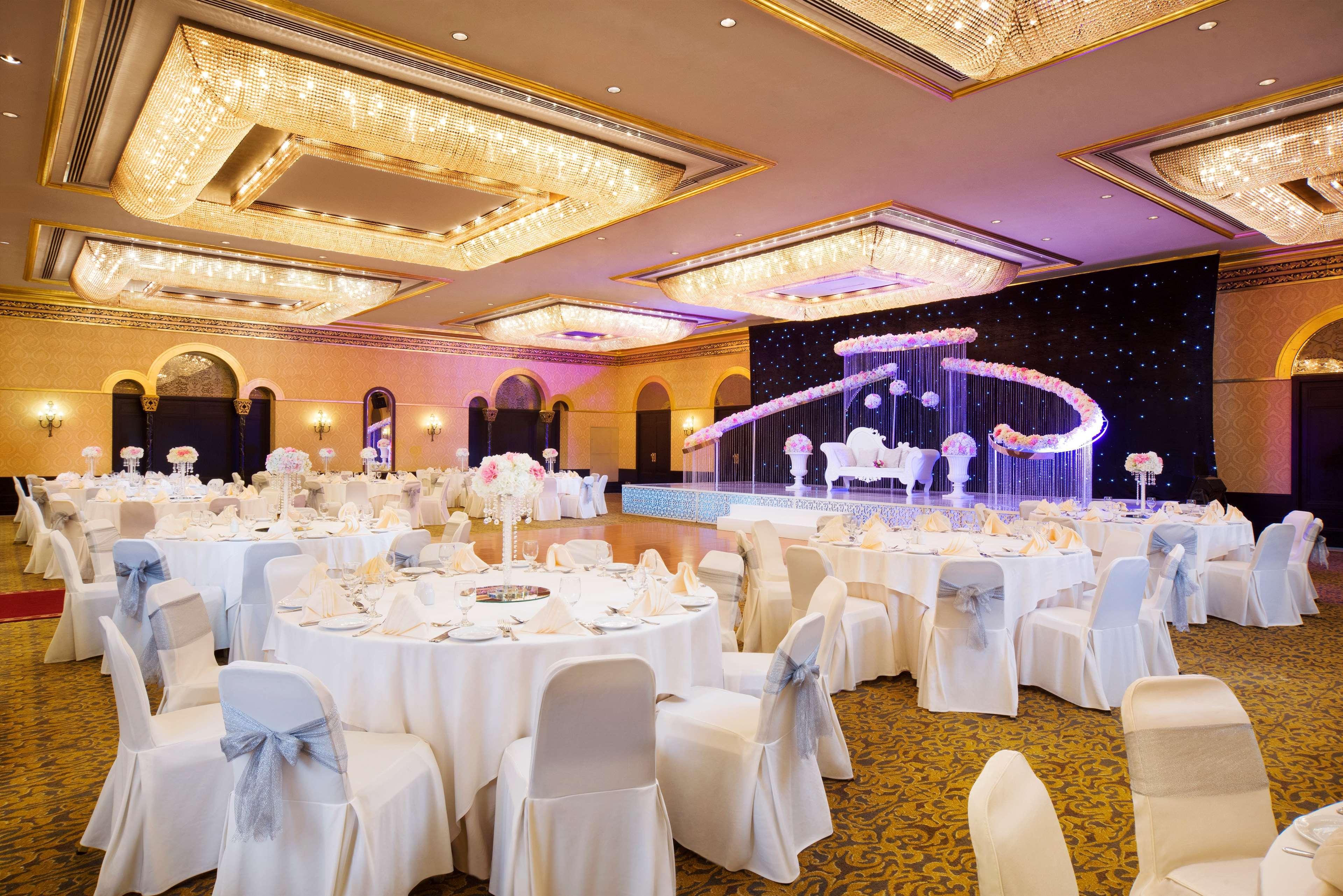 Resort Radisson Blu & Resort, Corniche 5*